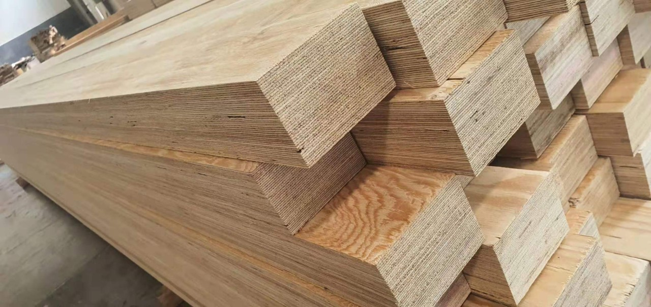 LVL(Laminated Veneer Lumber)